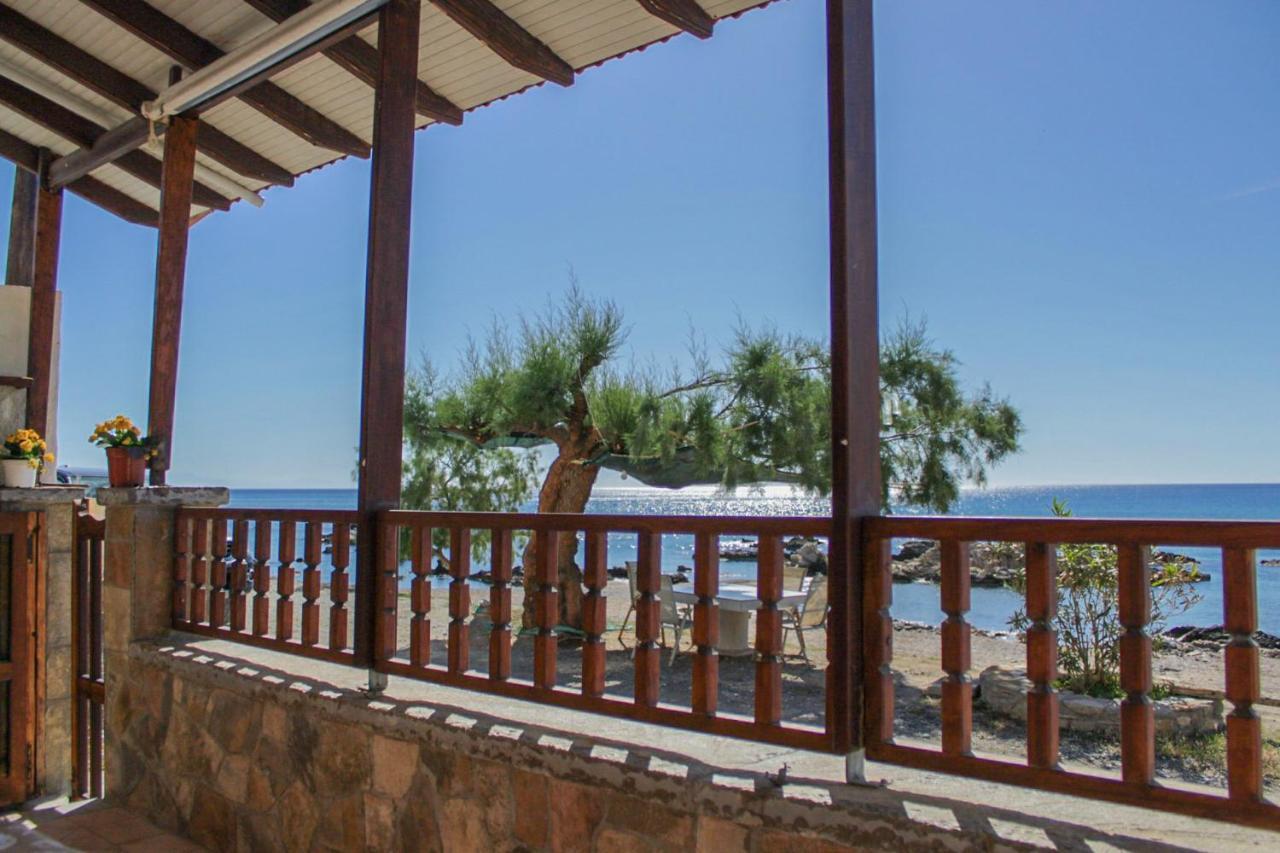 Villa Limnioni Archangelos  Exterior photo